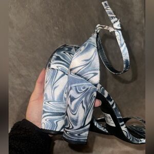 Blue Marble Patterned Women's Heels